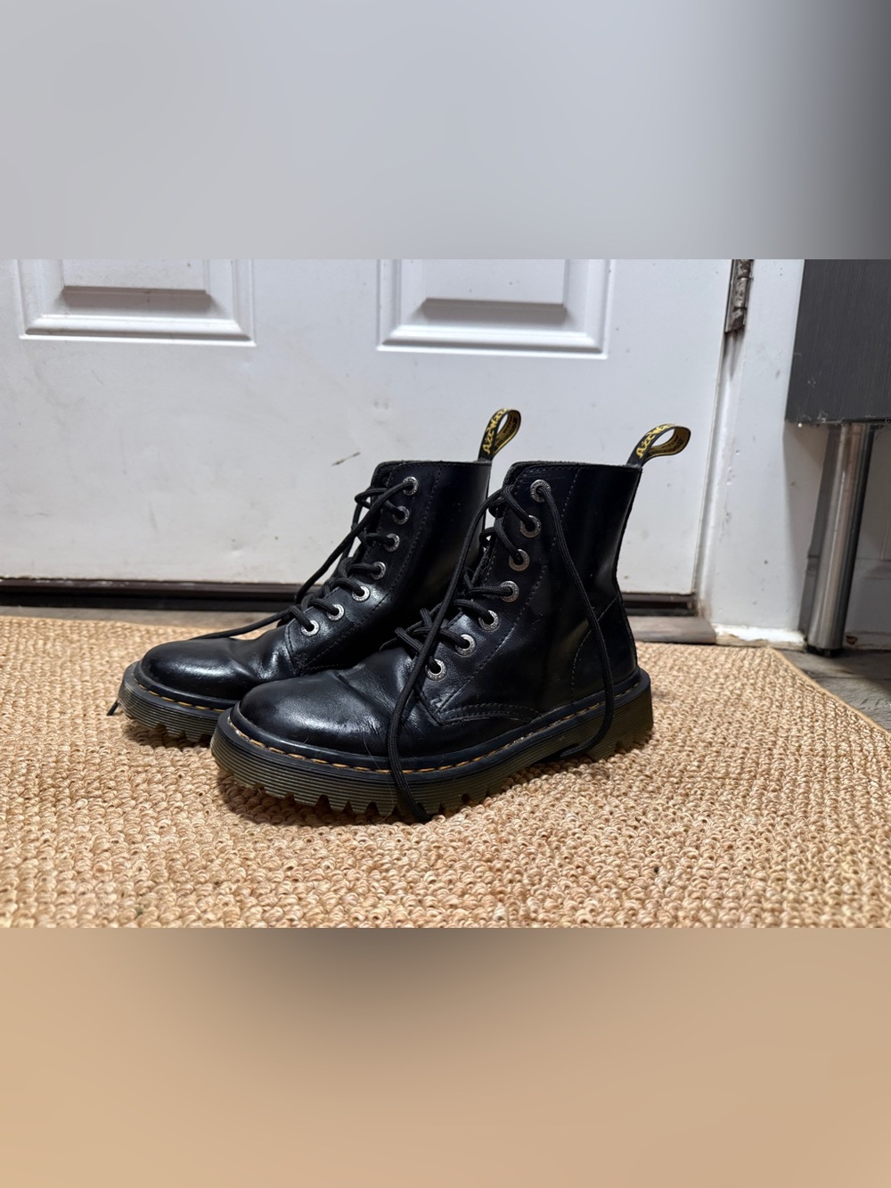 Dr. Martens Black Leather Lace-Up Combat Boots Yellow Loop Luana style like new